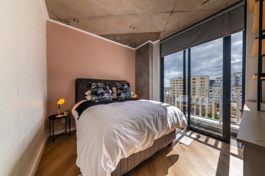 2 Bedroom Property for Sale in Sea Point Western Cape